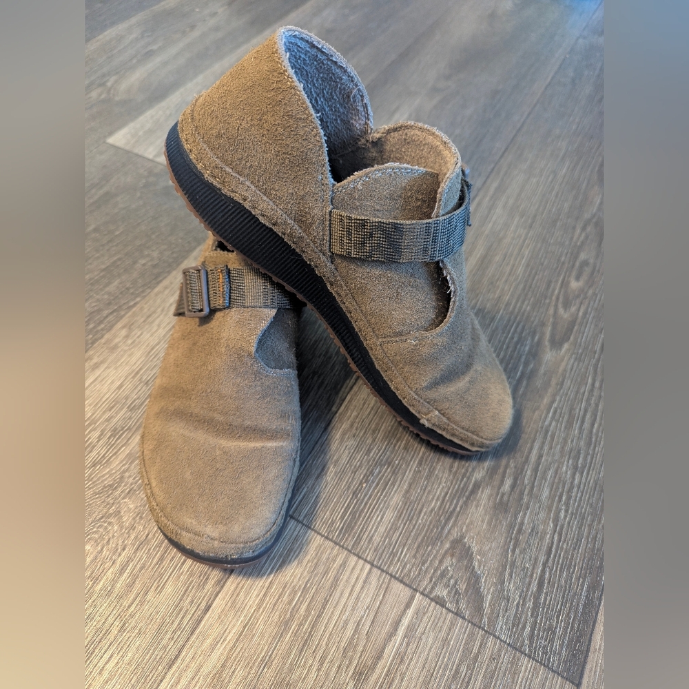 Chaco Tan Women's 10 Shoes